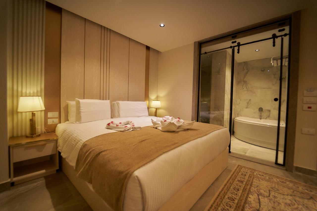 Gold'S Pyramids Hotel Al Kawm al Akhdar Екстериор снимка