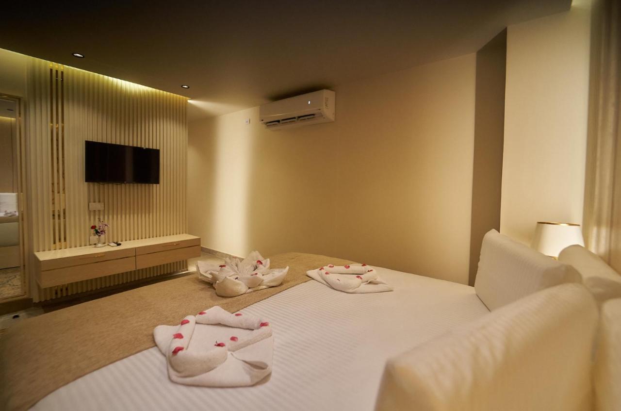 Gold'S Pyramids Hotel Al Kawm al Akhdar Екстериор снимка
